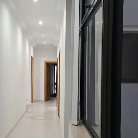 Spacious Getaway In With Terrace & Garage Holiday home Attard
