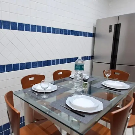 Spacious Getaway In With Terrace & Garage Holiday home *