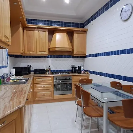 Spacious Getaway In With Terrace & Garage * Attard